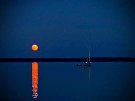 moonrise tonight from my location.
